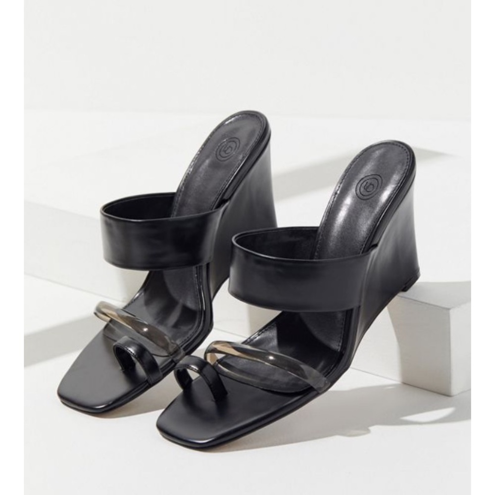 Black Wedge Heels